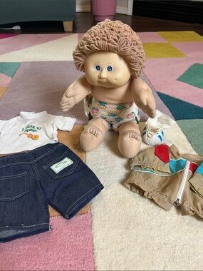 1978,1982 Blond Hair 1 Dimple Blue Eyes Cabbage Patch Dollar Vintage
